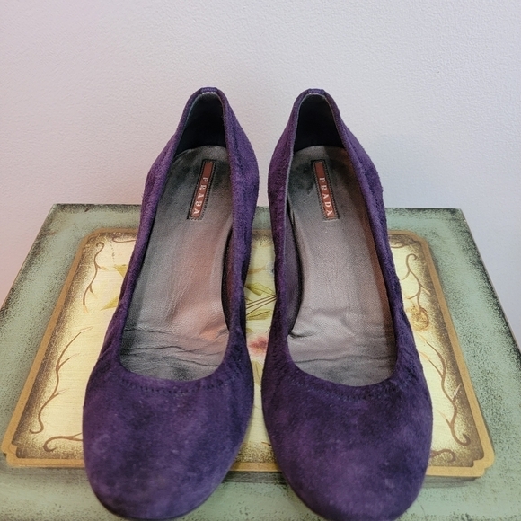 Prada Purple Suede Pumps Size 39 - Picture 1 of 11